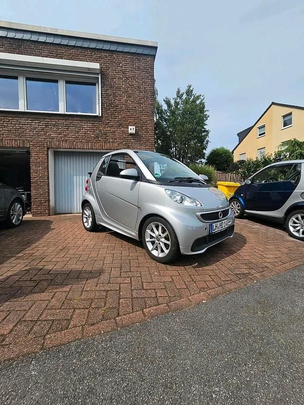 Silber Gebraucht 2012 Smart ForTwo Cabrio Cabrio | 5.999 € (Guter Preis) - Bild 1/4