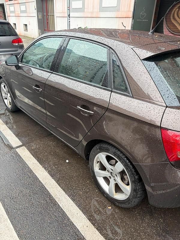 Second-hand Audi A1 86 CP (63 kW) 2012 Maro Hatchback