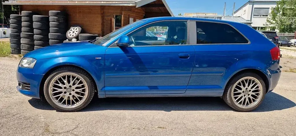 Gebraucht Audi A3 S-Line 170 PS (125 kW) 2010 Blau Kleinwagen