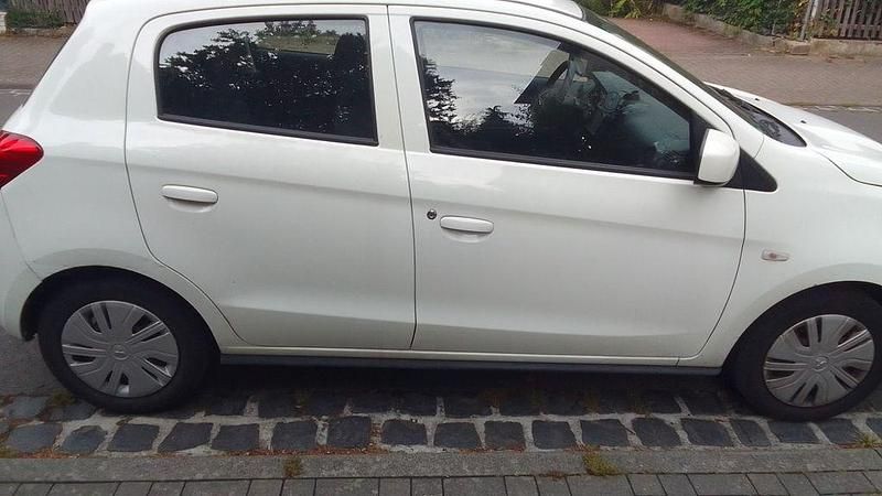 Weiß Gebraucht 2019 Mitsubishi Space Star Kleinwagen | 5.300 € (Superpreis) - Bild 1/4