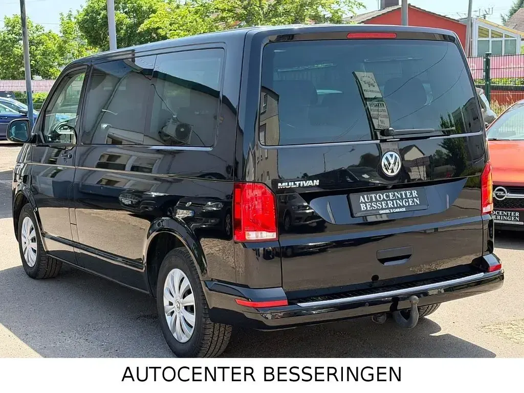 Gebraucht VW Multivan 150 PS (110 kW) 2022 Deep black Van / Kleinbus