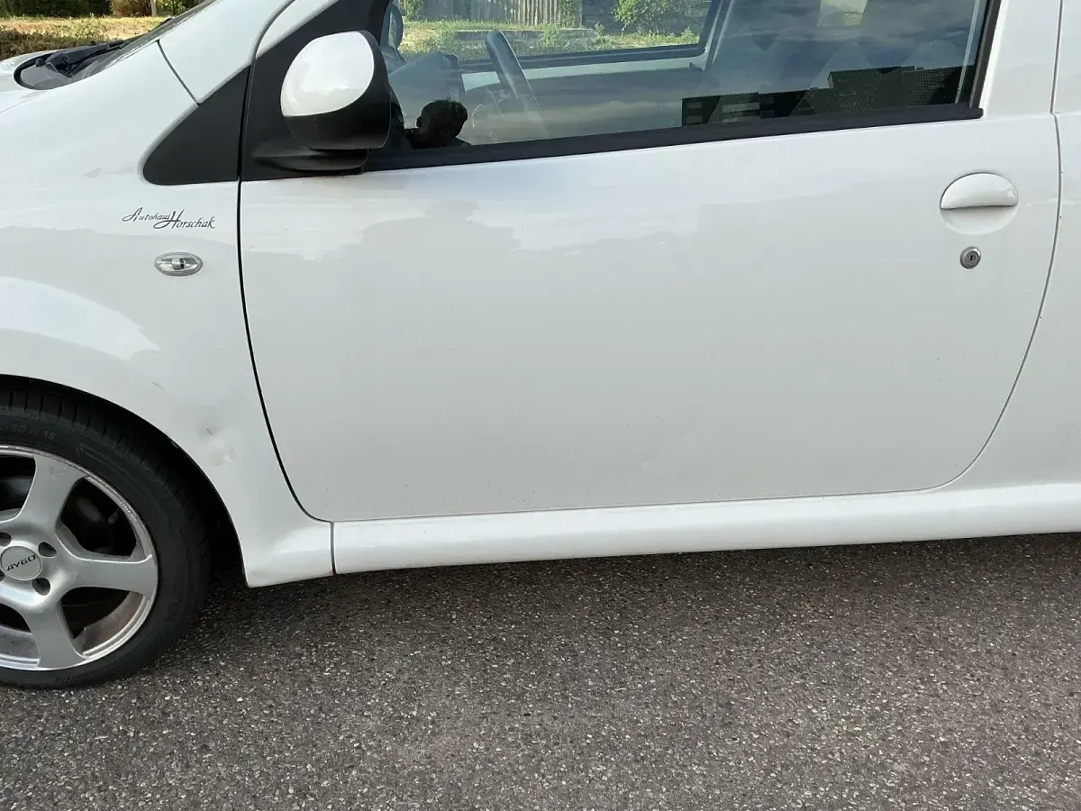 Gebraucht Toyota Aygo Edition 68 PS (50 kW) 2012 Weiß Kleinwagen