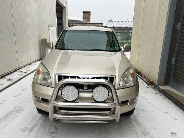 Gebraucht Toyota Land Cruiser Executive 166 PS (122 kW) 2006 Beige SUV