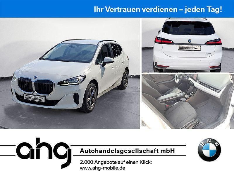 Weiß Gebraucht 2024 BMW 216 Active Tourer Efficient Dynamics Van / Kleinbus | 26.450 € (Etwas zu teuer) - Bild 1/4