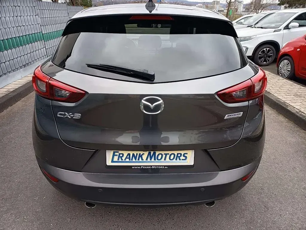 Gebraucht Mazda CX-3 Sports-Line 120 PS (88 kW) 2018 Matrixgrau metallic SUV