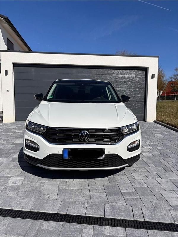 Gebraucht VW T-Roc Active 110 PS (80 kW) 2021 Weiß SUV