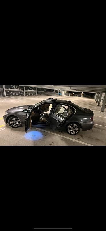 Second-hand BMW 325 271 CP (199 kW) 2008 Gri Berlinǎ