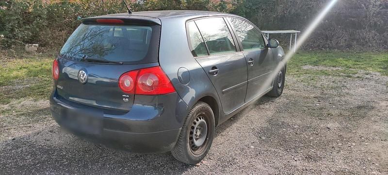 Gebraucht VW Golf V 105 PS (77 kW) 2007 Blau Limousine