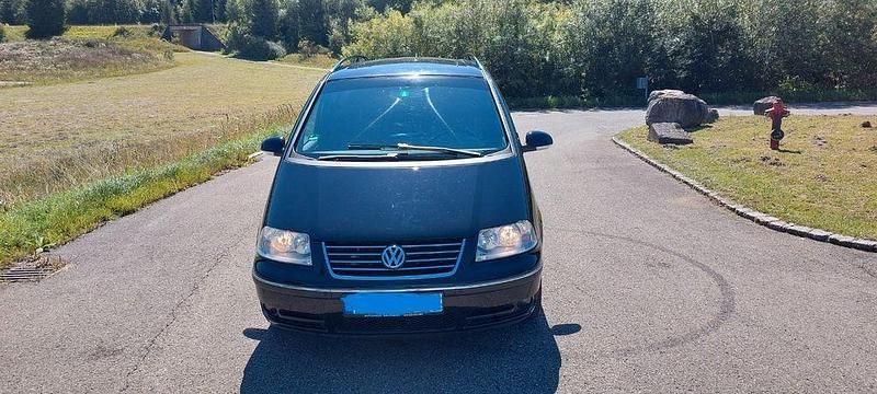 Schwarz Gebraucht 2008 VW Sharan United Van / Kleinbus | 4.200 € (Fairer Preis) - Bild 1/4