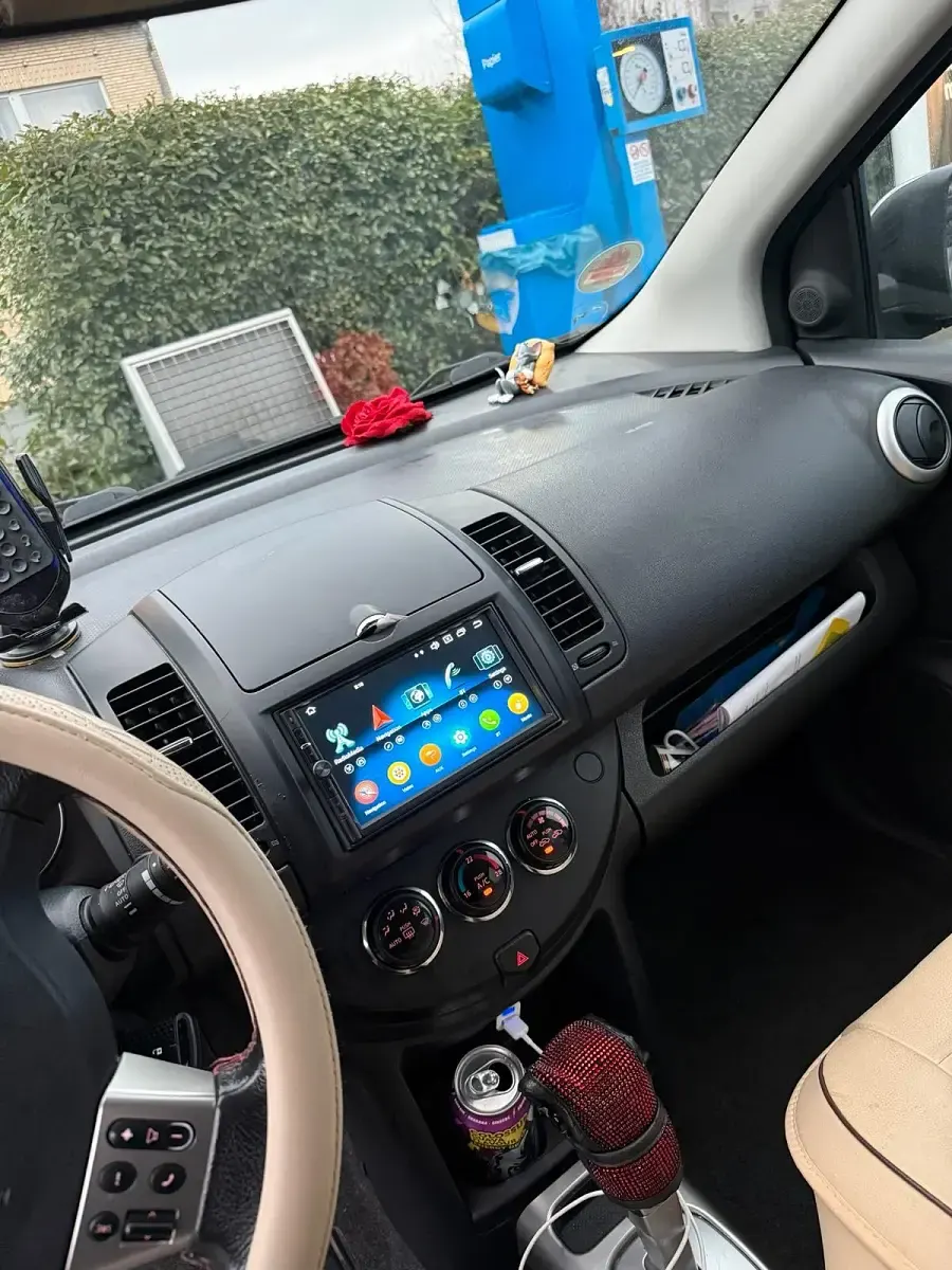 Gebraucht Nissan Note 80 PS (58 kW) 2011 Silber Kleinwagen