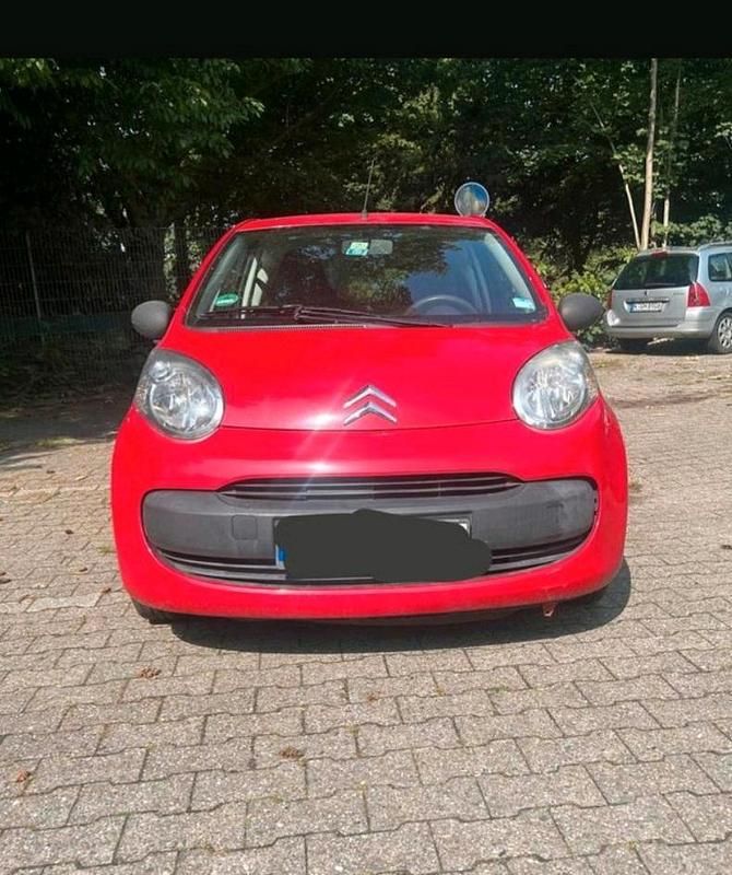 Rot Gebraucht 2010 Citroën C1 Kleinwagen | 3.500 € - Bild 1/2