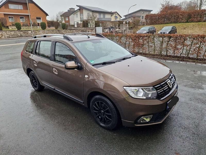 Gebraucht Dacia Logan Lauréate 90 PS (66 kW) 2017 Braun Kombi