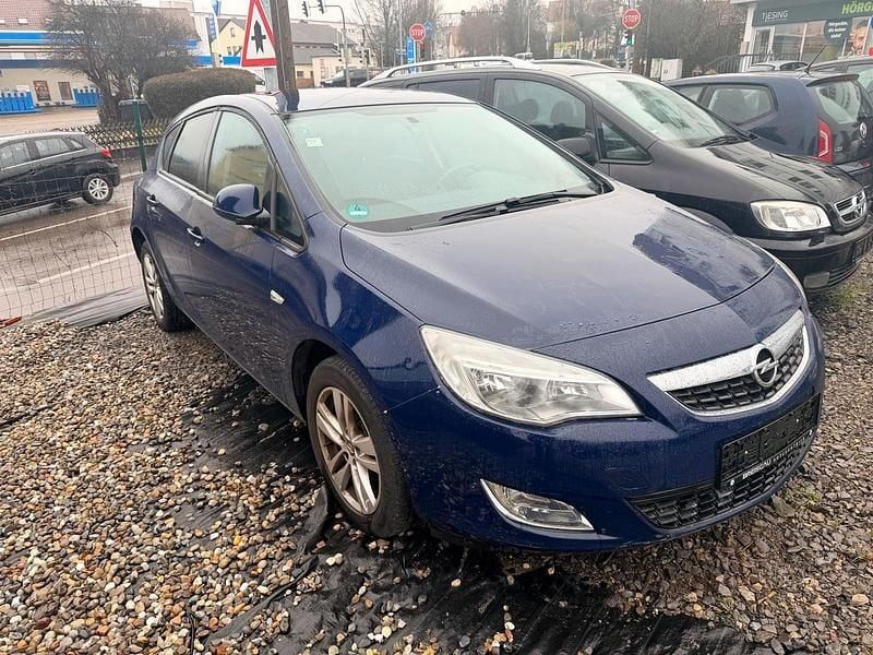Gebraucht Opel Astra 116 PS (85 kW) 2011 Blau Limousine
