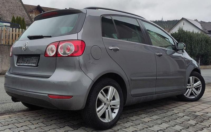 Gebraucht VW Golf Plus Cross Match 122 PS (89 kW) 2012 Grau Van / Kleinbus