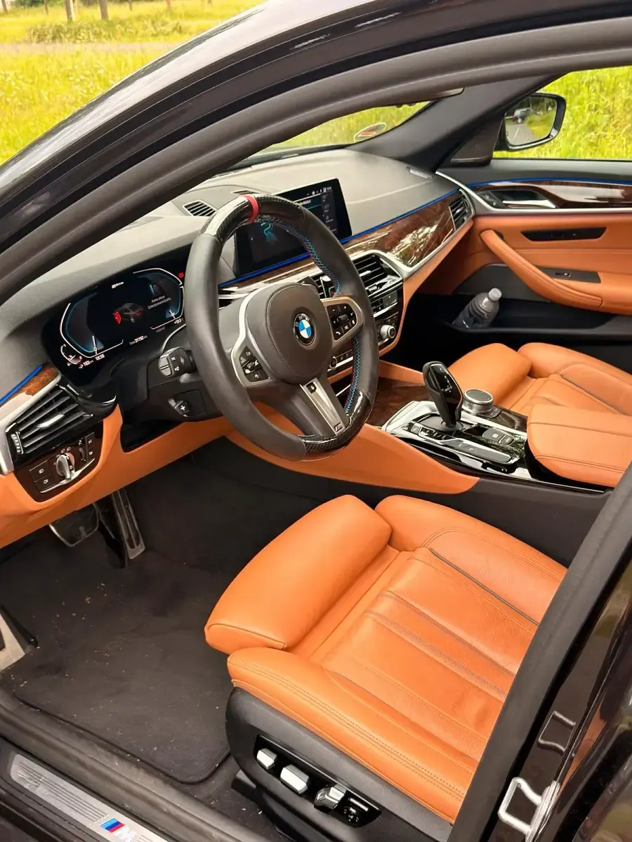 Gebraucht BMW 530e 260 PS (191 kW) 2019 Braun Limousine