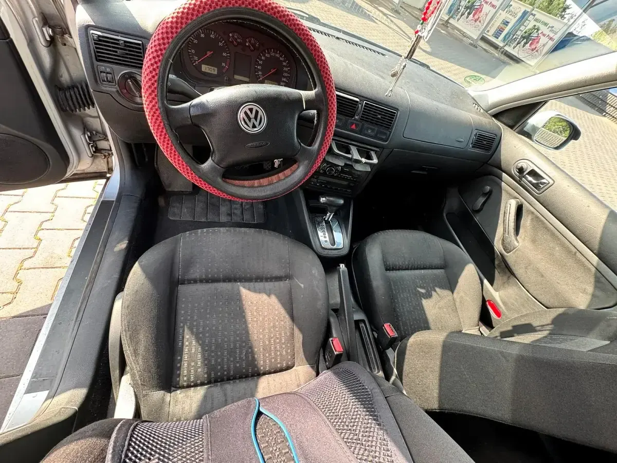 Gebraucht VW Golf IV 101 PS (74 kW) 2000 Silber Kleinwagen