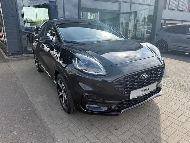 Obsidianschwarz metallic Neu 2025 Ford Puma ST-Line Limousine | 25.950 € (Guter Preis) - Bild 1/4