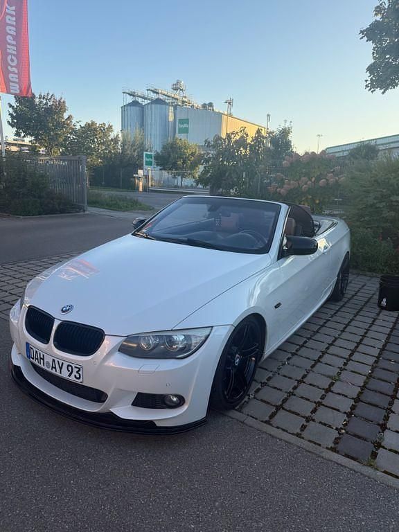 Gebraucht BMW 330 Cabriolet Performance 340 PS (250 kW) 2013 Weiß Cabrio