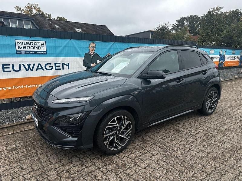 Grau Gebraucht 2022 Hyundai Kona N Line SUV | 22.800 € (Guter Preis) - Bild 1/4