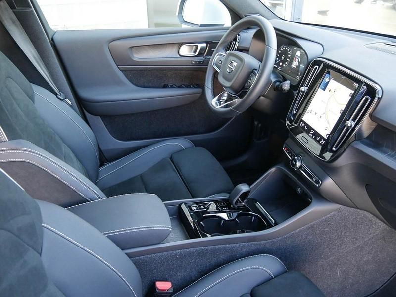 Gebraucht Volvo XC40 Ultimate 211 PS (155 kW) 2023 Blau SUV