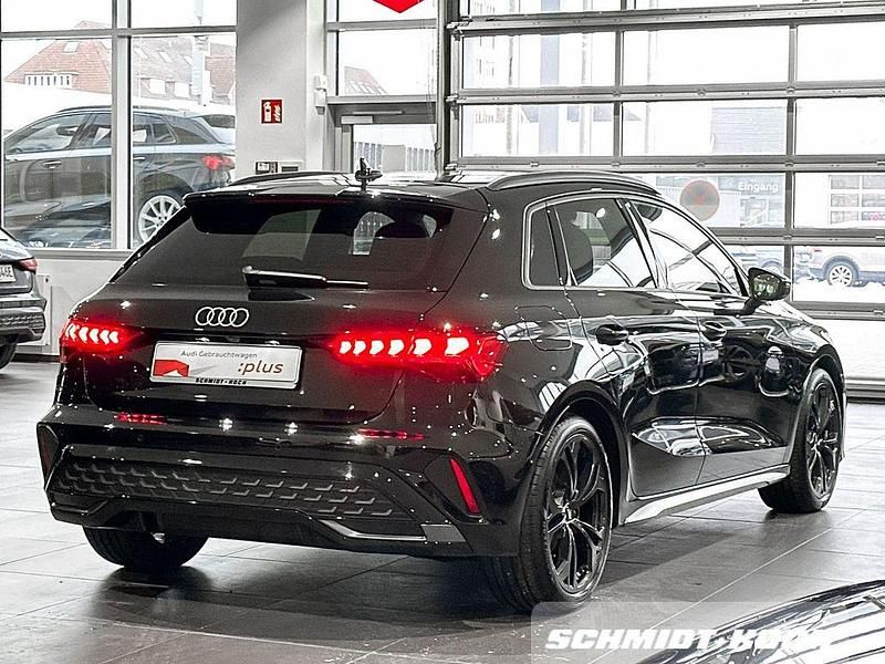 Gebraucht Audi A3 S-Line 150 PS (110 kW) 2024 Schwarz Limousine