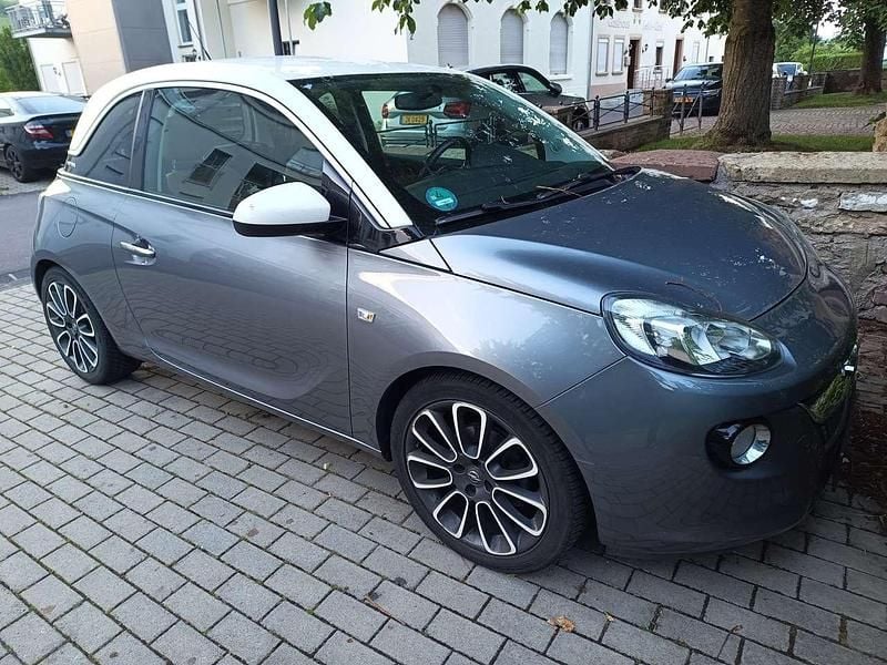 Grau Gebraucht 2016 Opel Adam Unlimited Kleinwagen | 9.000 € (Guter Preis) - Bild 1/4