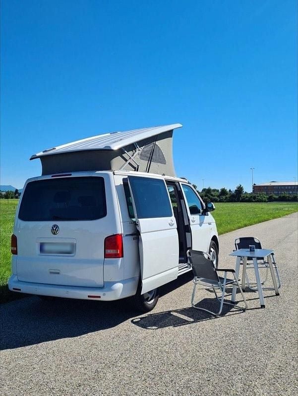 Używany VW California Beach 179 KM (131 kW) 2011 Biały Van