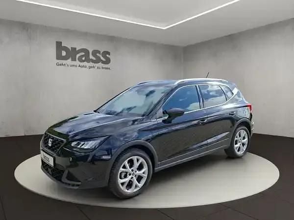Mitternachtsschwarz Gebraucht 2024 Seat Arona FR SUV | 19.480 € (Fairer Preis) - Bild 1/4