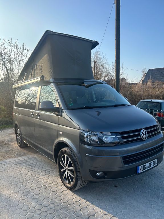 Grau Gebraucht 2014 VW T5 Beach Van | 36.000 € - Bild 1/4