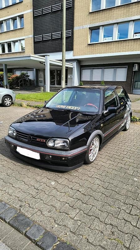 Schwarz Gebraucht 1997 VW Golf III Edition Kleinwagen | 2.600 € - Bild 1/4
