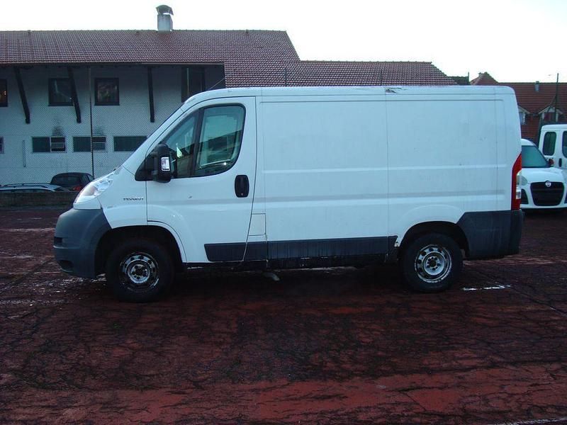Gebraucht Peugeot Boxer 120 PS (88 kW) 2010 Weiß Van