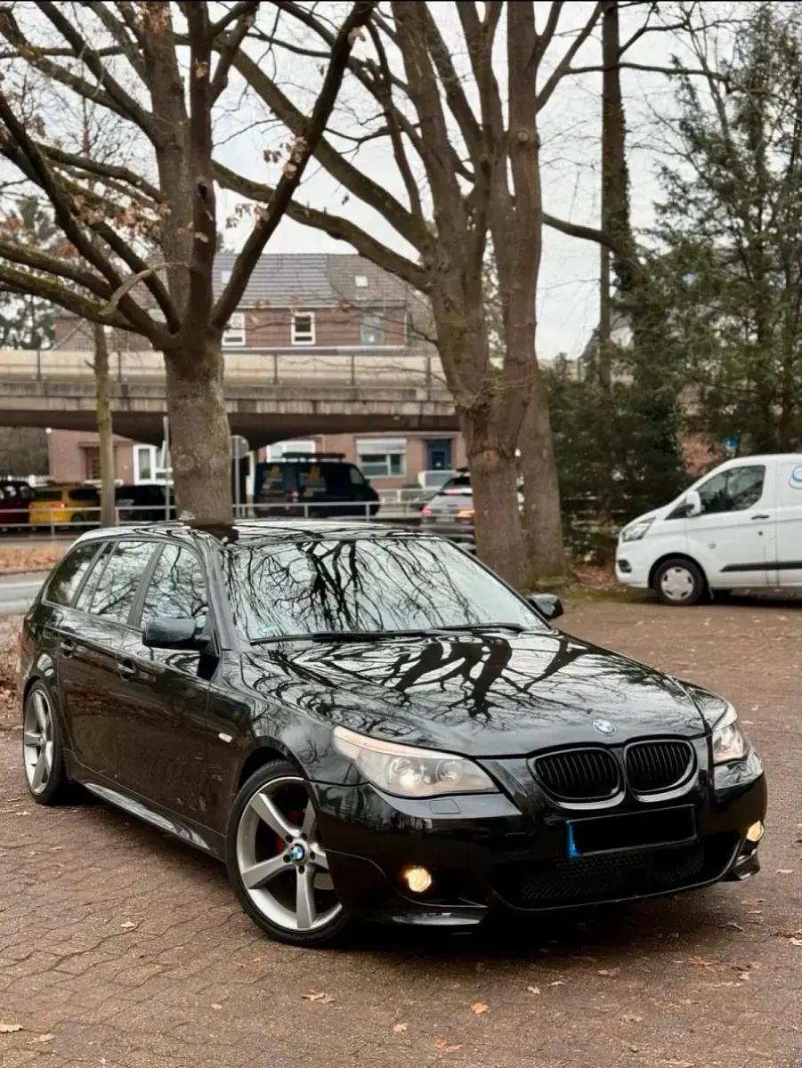 Gebraucht BMW 525 M Sport 177 PS (130 kW) 2005 Schwarz Kombi