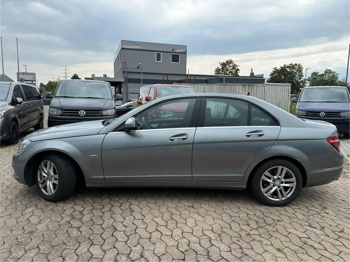 Gebraucht Mercedes C220 Avantgarde 170 PS (125 kW) 2008 Silber Limousine
