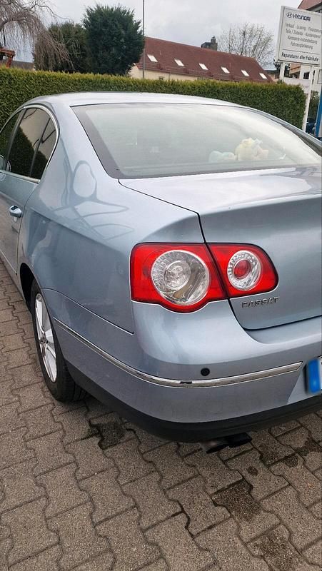 Occasion VW Passat 150 ch (110 kW) 2005 Bleue Berline