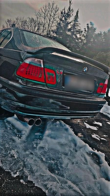 Gebraucht BMW 323 M Sport 170 PS (125 kW) 2000 Grün Limousine