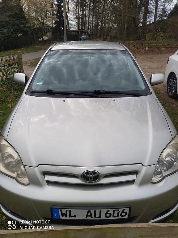 Silber Gebraucht 2006 Toyota Corolla Limousine | 2.200 € (Fairer Preis) - Bild 1/4