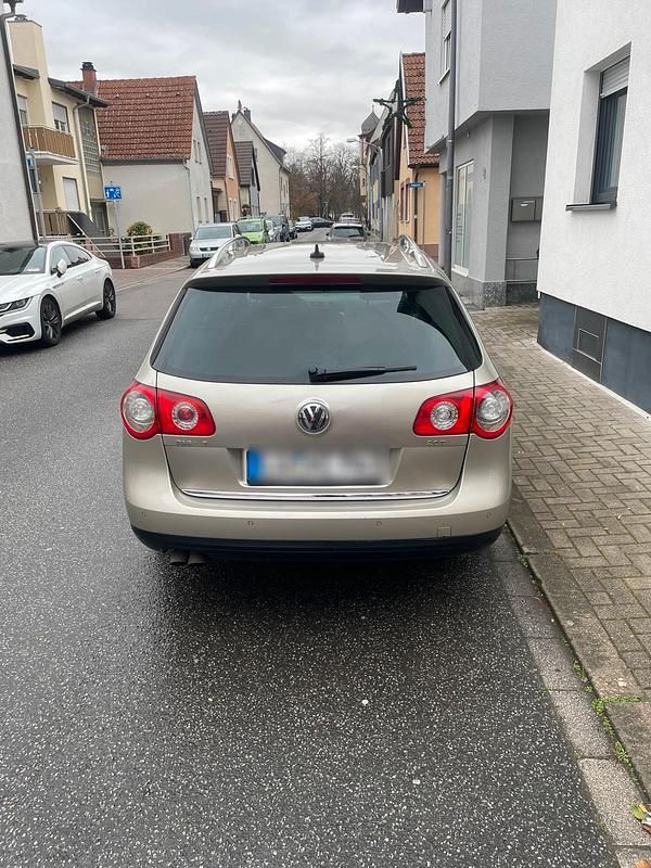 Gebraucht VW Passat Trendline 140 PS (102 kW) 2008 Beige Kombi