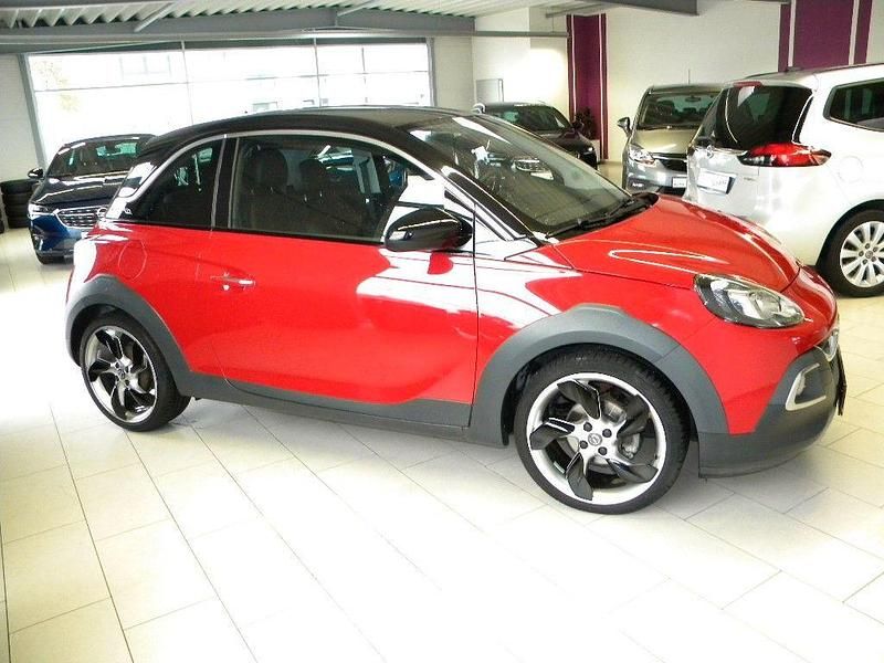 Fire red/dach schwarz Gebraucht 2017 Opel Adam Rocks Rocks Kleinwagen | 13.400 € (Etwas zu teuer) - Bild 1/4