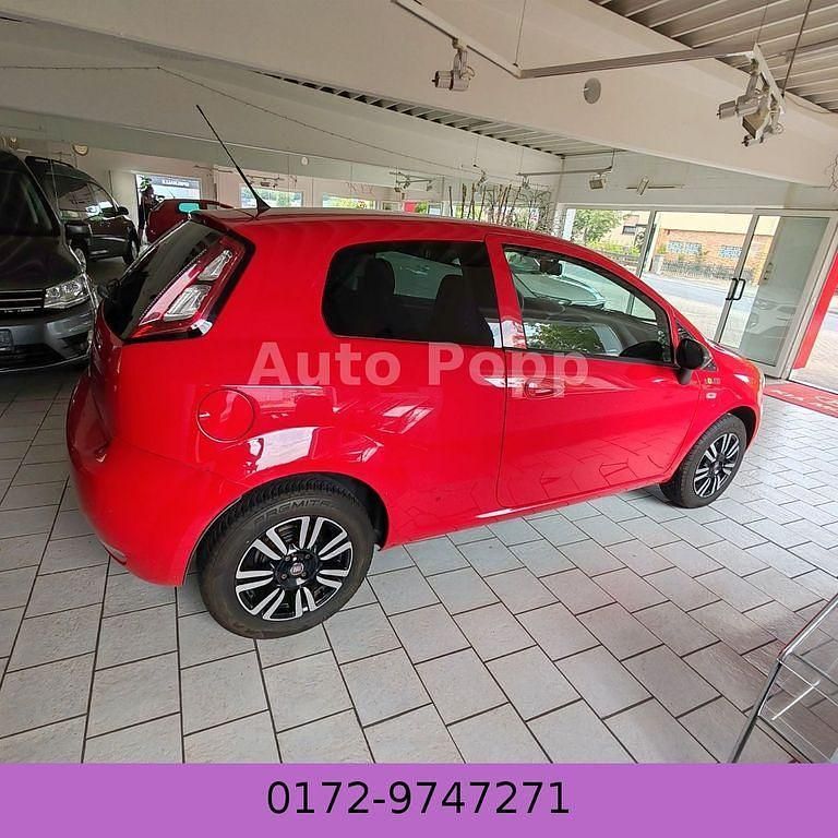 Gebraucht Fiat Punto Young 69 PS (50 kW) 2015 Kleinwagen