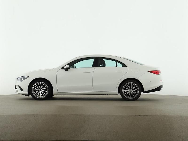 Gebraucht Mercedes CLA180 Progressive 136 PS (100 kW) 2020 Weiß Limousine