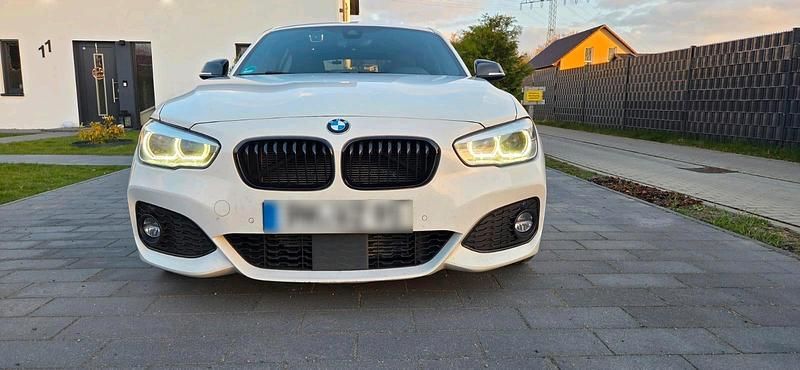 Gebraucht BMW 125 Comfort Edition 224 PS (164 kW) 2017 Weiß Kleinwagen