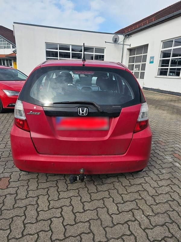 Gebraucht Honda Jazz Trend 90 PS (66 kW) 2009 Rot Kleinwagen