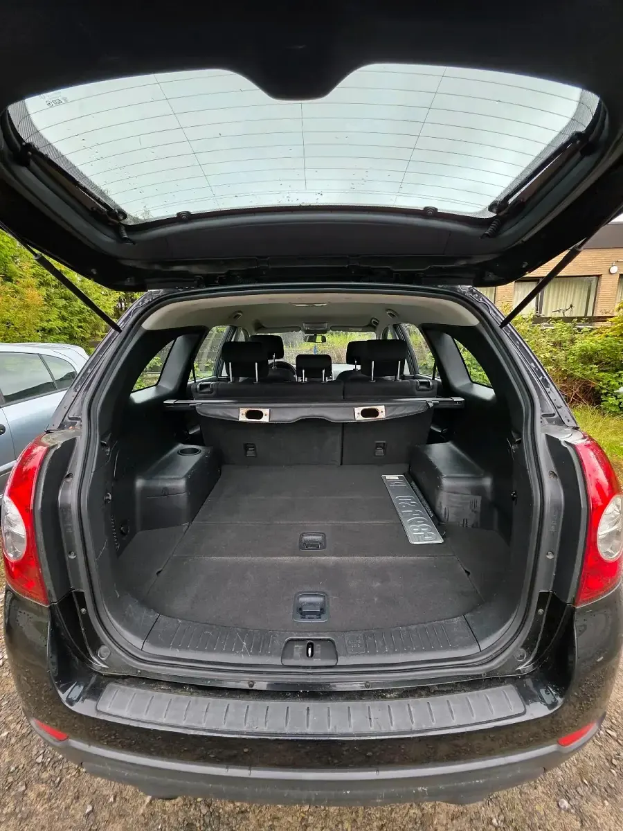 Gebraucht Chevrolet Captiva 136 PS (100 kW) 2010 Schwarz SUV