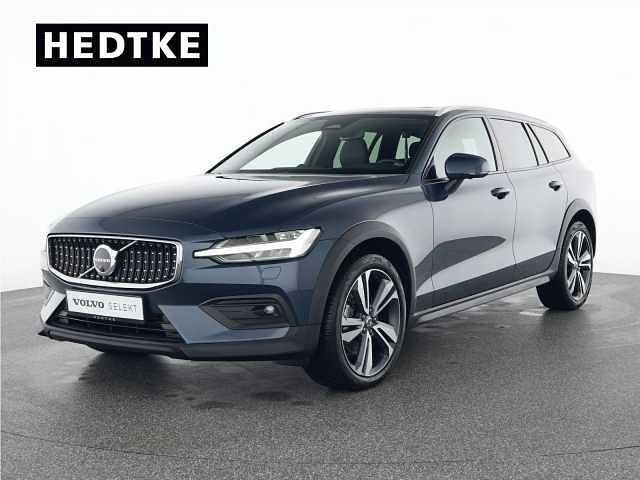 Gebraucht Volvo V60 CC 145 PS (106 kW) 2023 Kombi
