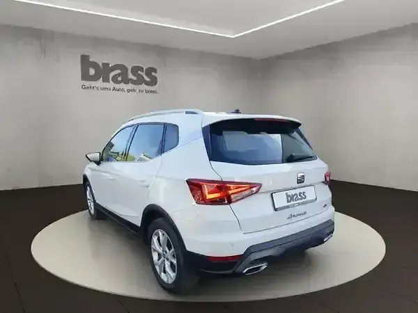 Gebraucht Seat Arona FR 110 PS (80 kW) 2023 "candy" weiss SUV