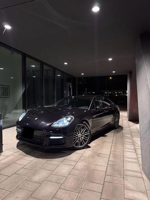 Gebraucht Porsche Panamera 4 Executive 462 PS (339 kW) 2017 Schwarz Limousine