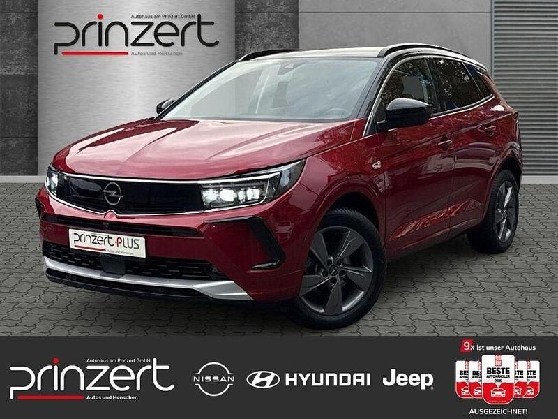 Lackierung bright red/metallic klarlack Gebraucht 2023 Opel Grandland X Elegance SUV | 25.770 € (Fairer Preis) - Bild 1/4