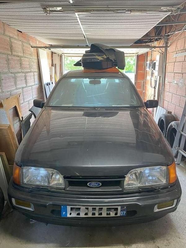 Grau Gebraucht 1991 Ford Sierra Limousine | 30.000 € - Bild 1/4