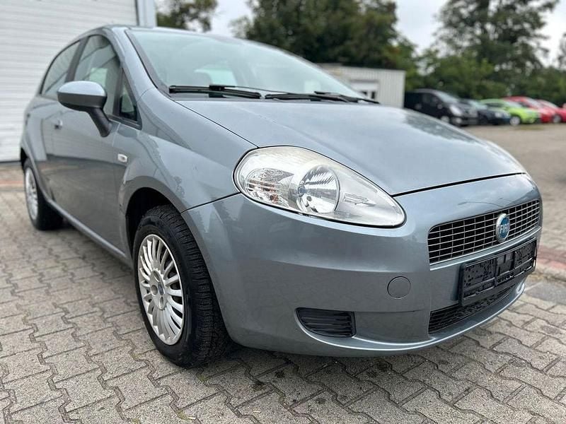 Silber Gebraucht 2006 Fiat Grande Punto Dynamic Kleinwagen | 2.100 € (Guter Preis) - Bild 1/4