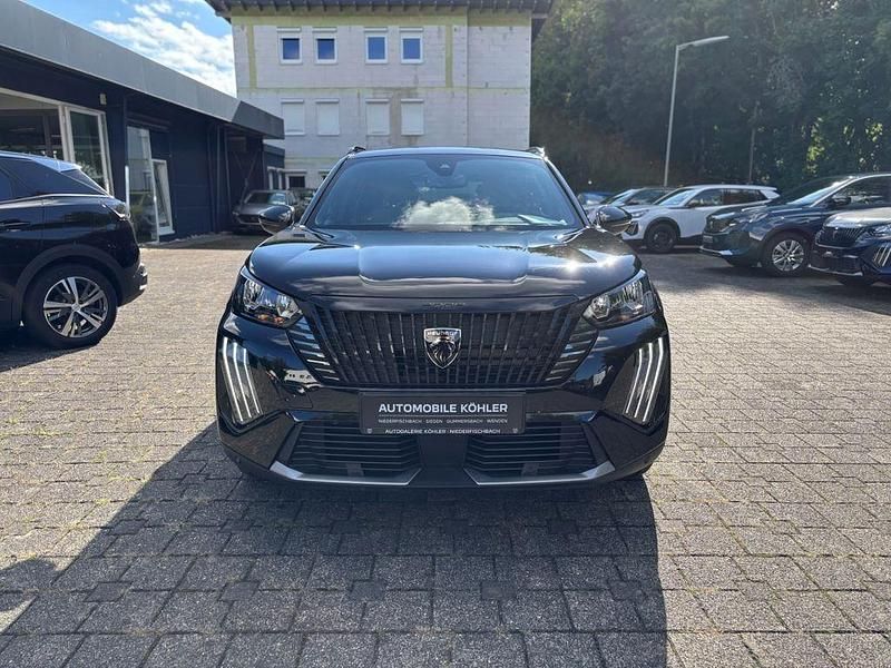 Gebraucht Peugeot e-2008 Allure 114 kW (156 PS) 2024 Perla nera SUV